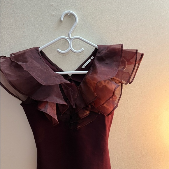 Ruffled Red Fitted Blouse - Picture 2 of 2